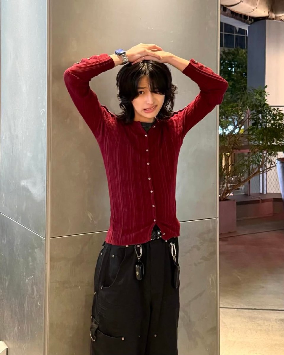 青い太陽 tweet media