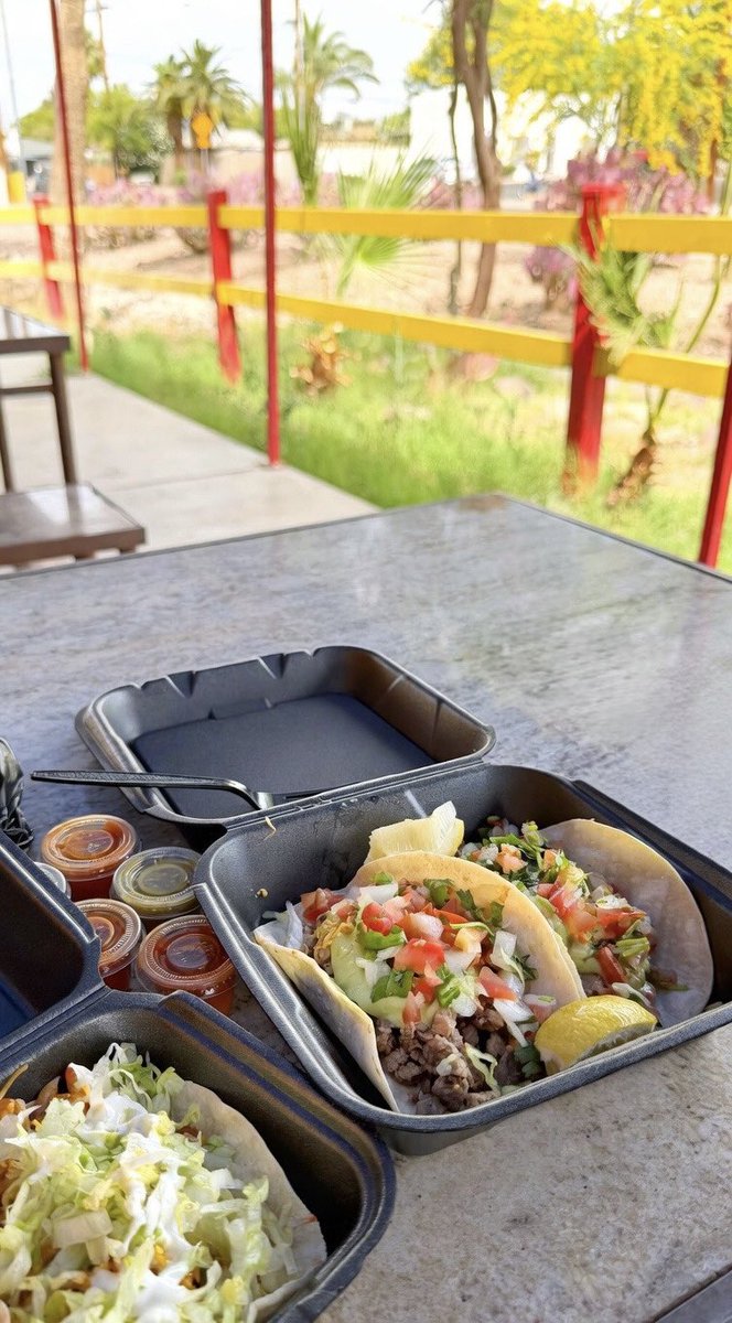 おーもと tweet media