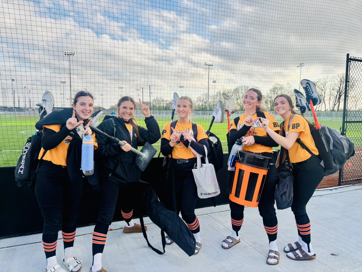 WCHS_308sball's tweet image. Shoutout to our amazing AD @wchs_308sports for all his behind the scenes work to make our game happen today! First softball team to play at the new Scheels Sport Park AND get the W!#ThinkBIG
