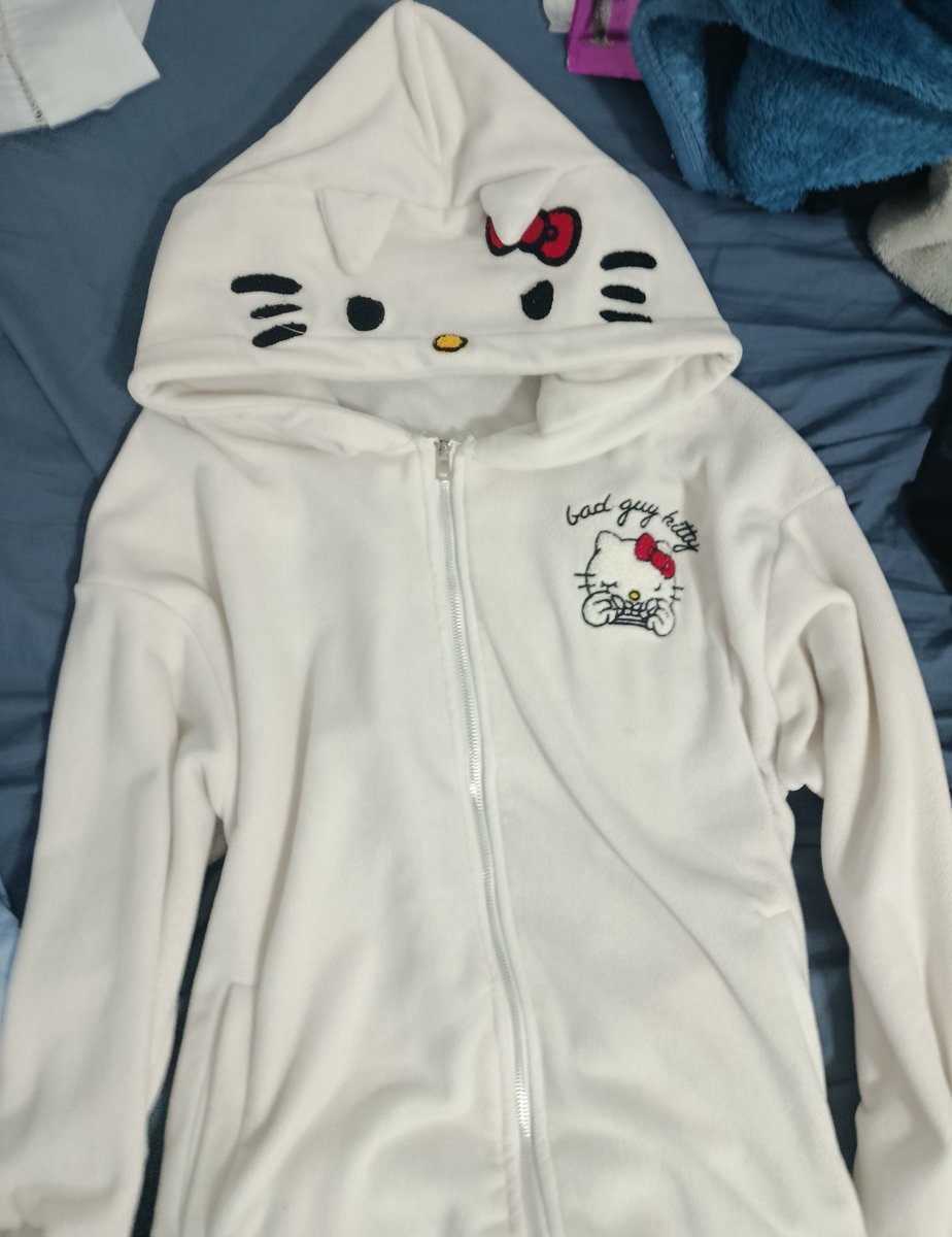 não vejo a hr desse casaco parar de ficar apertado