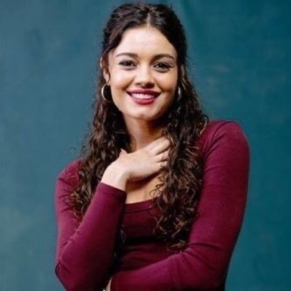 castro .⋆♱ tweet media