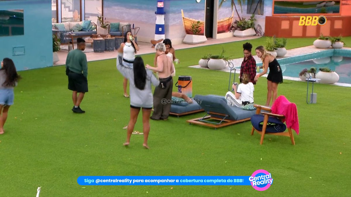 Central Reality tweet media