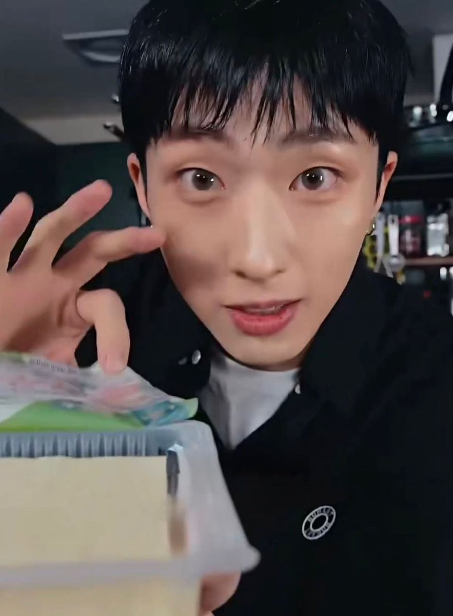 laur🧚‍♀️ tweet media