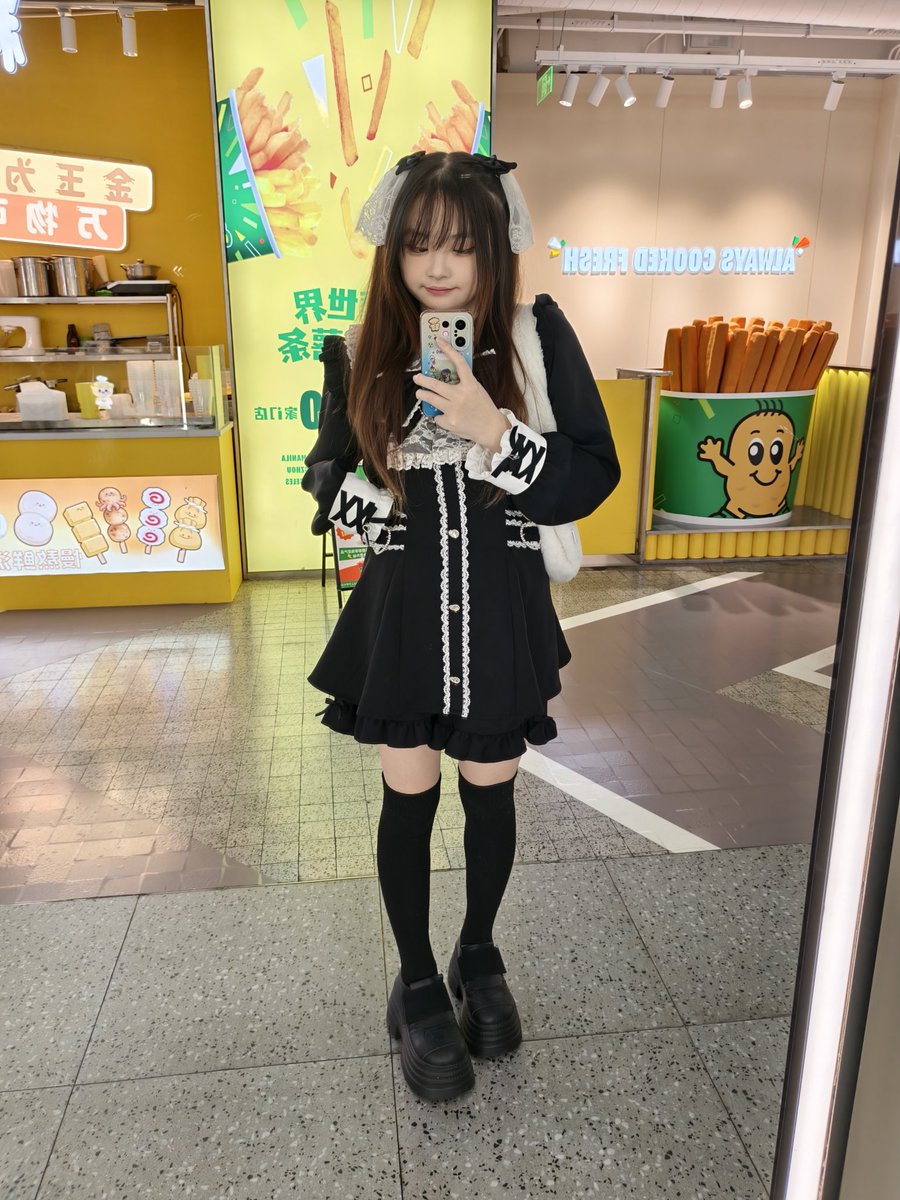 不是冰 tweet media