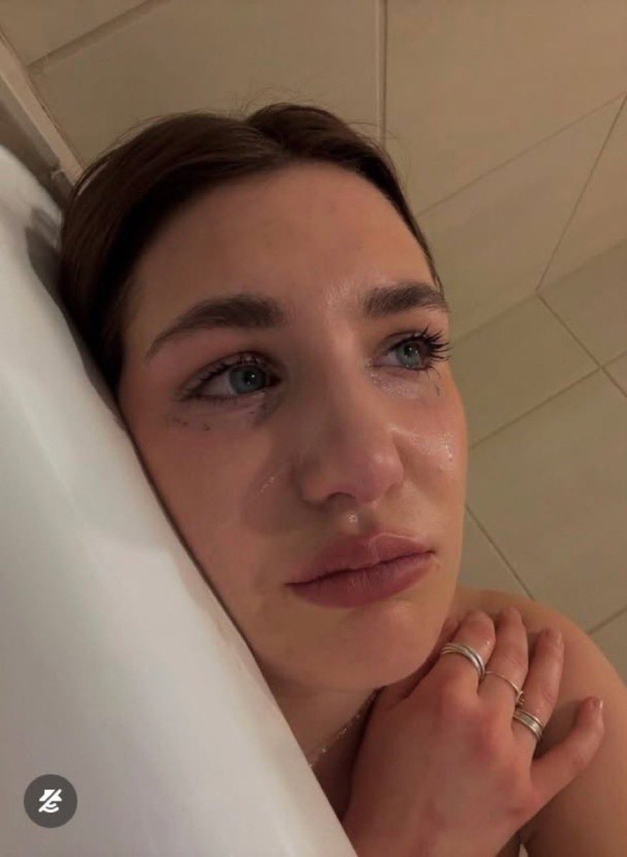 lia 🎠 tweet media