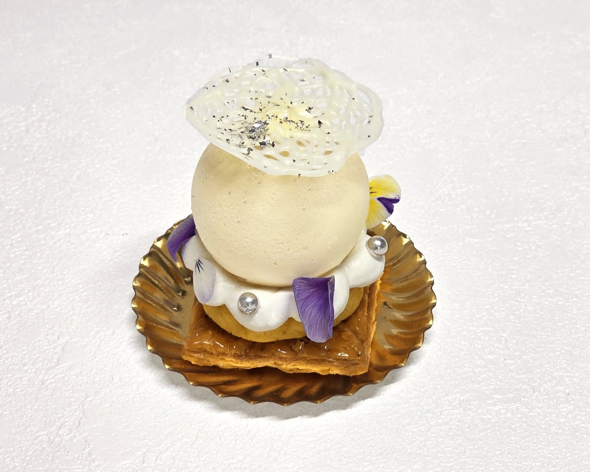 HOTELCLEMENT's tweet photo. 1F ダイニングカフェクレメントにて販売中！
おすすめケーキをご紹介🍰

꙳✧˖°⌖꙳✧˖°⌖꙳✧˖°⌖꙳✧˖°
JR四国ホテルズ
料理コンテスト製菓部門
最優秀賞を受賞！
꙳✧˖°⌖꙳✧˖°⌖꙳✧˖°⌖꙳✧˖°

🟡 ルミナス　600円 https://t.co/uCViclSPDU