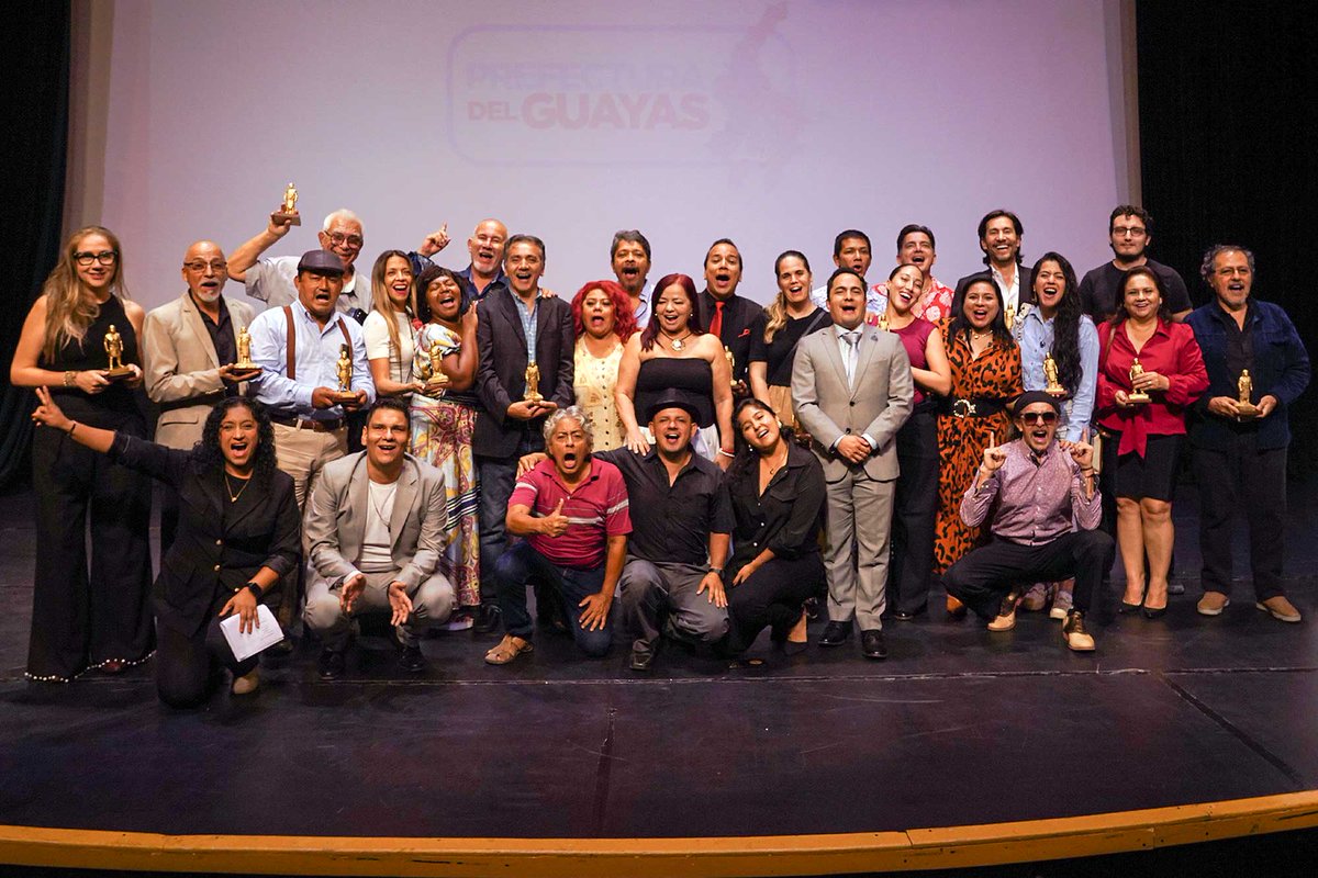 UArtes tweet media