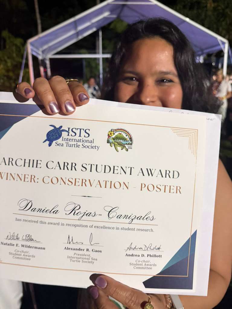 Alexa Gómez tweet media