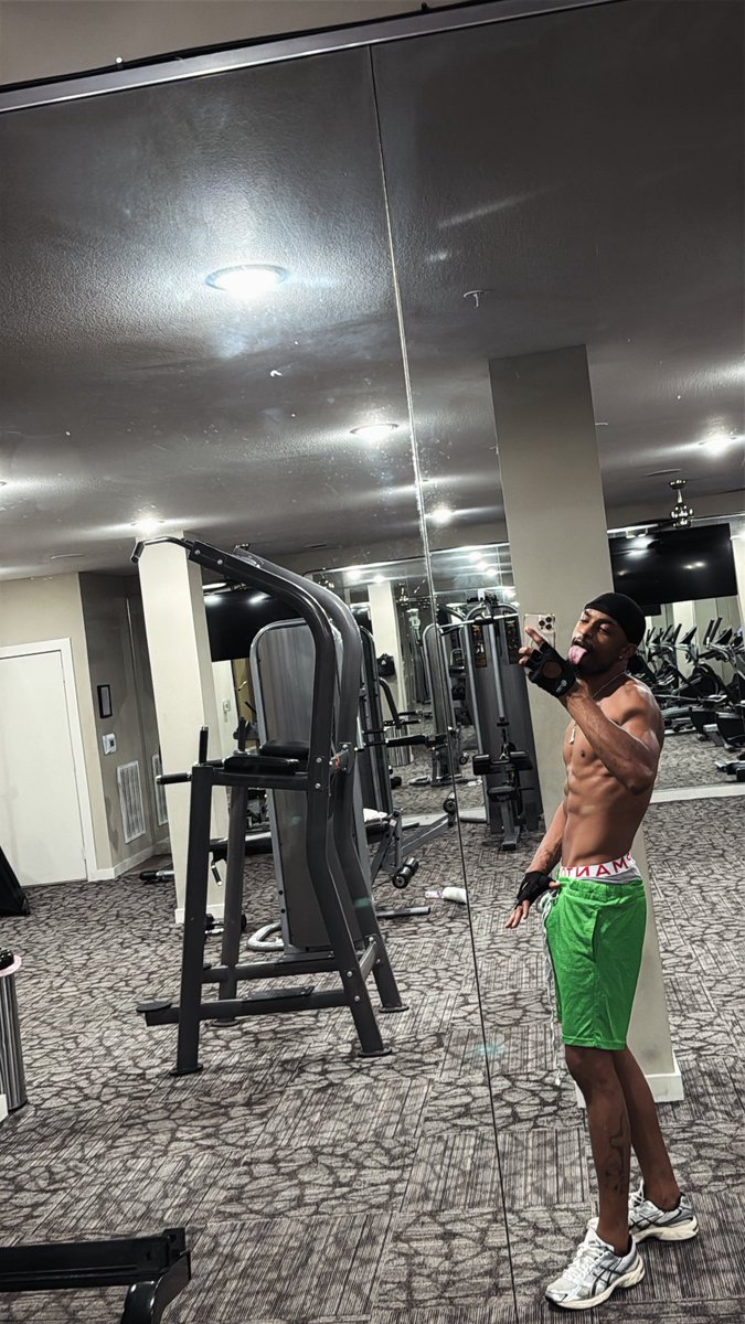 FreeBandzzVON💰🐐 tweet media