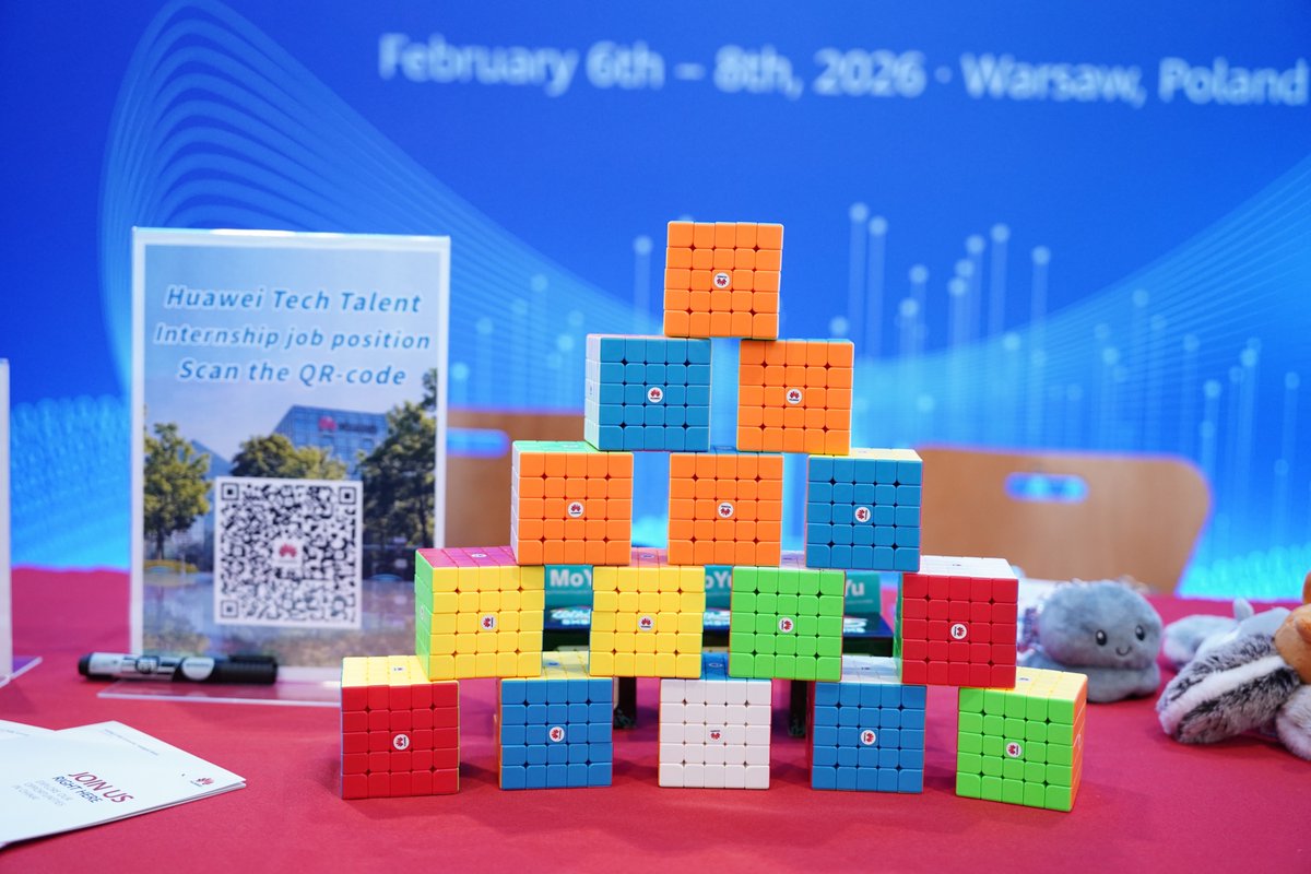 ICPCNews tweet media