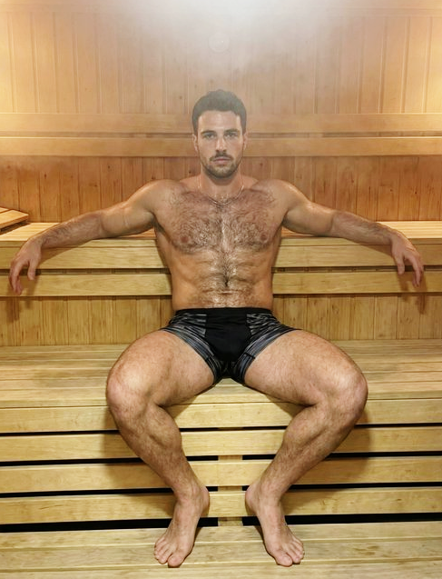 Aaron 🩵 tweet media