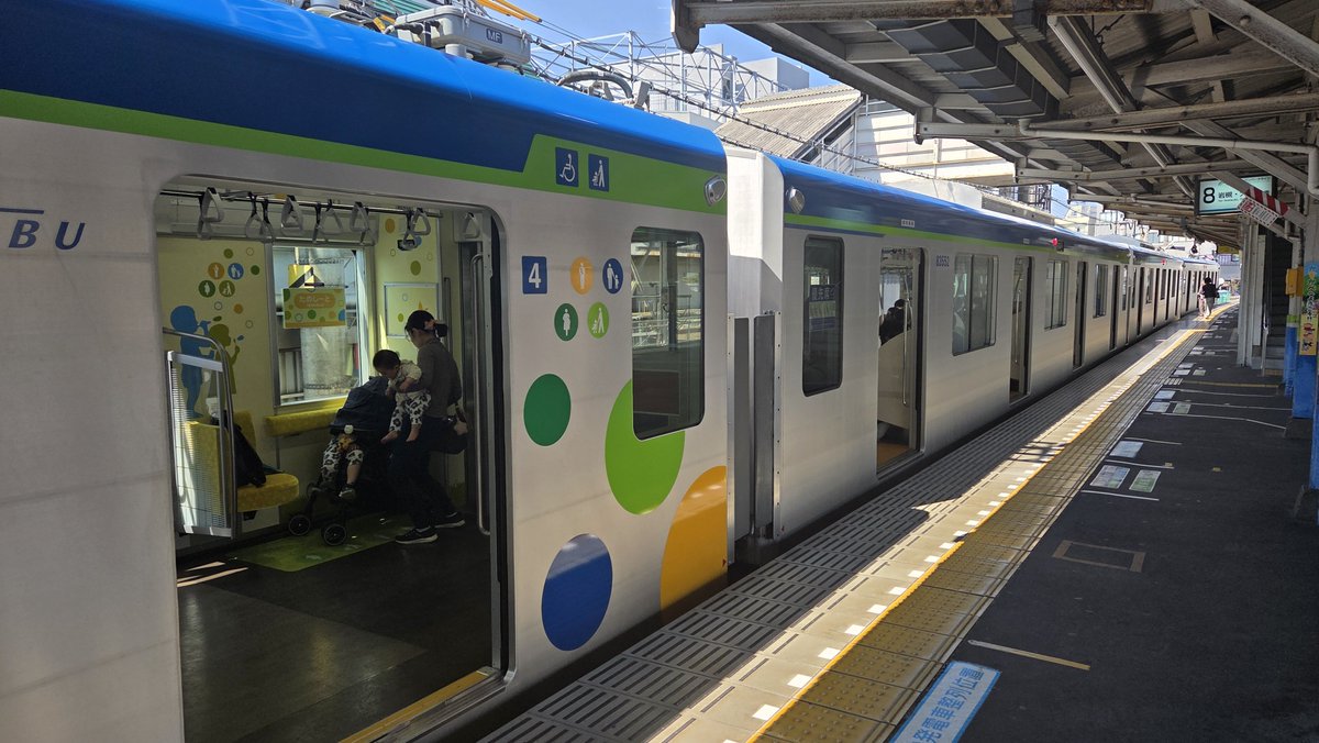 りょーもー tweet media