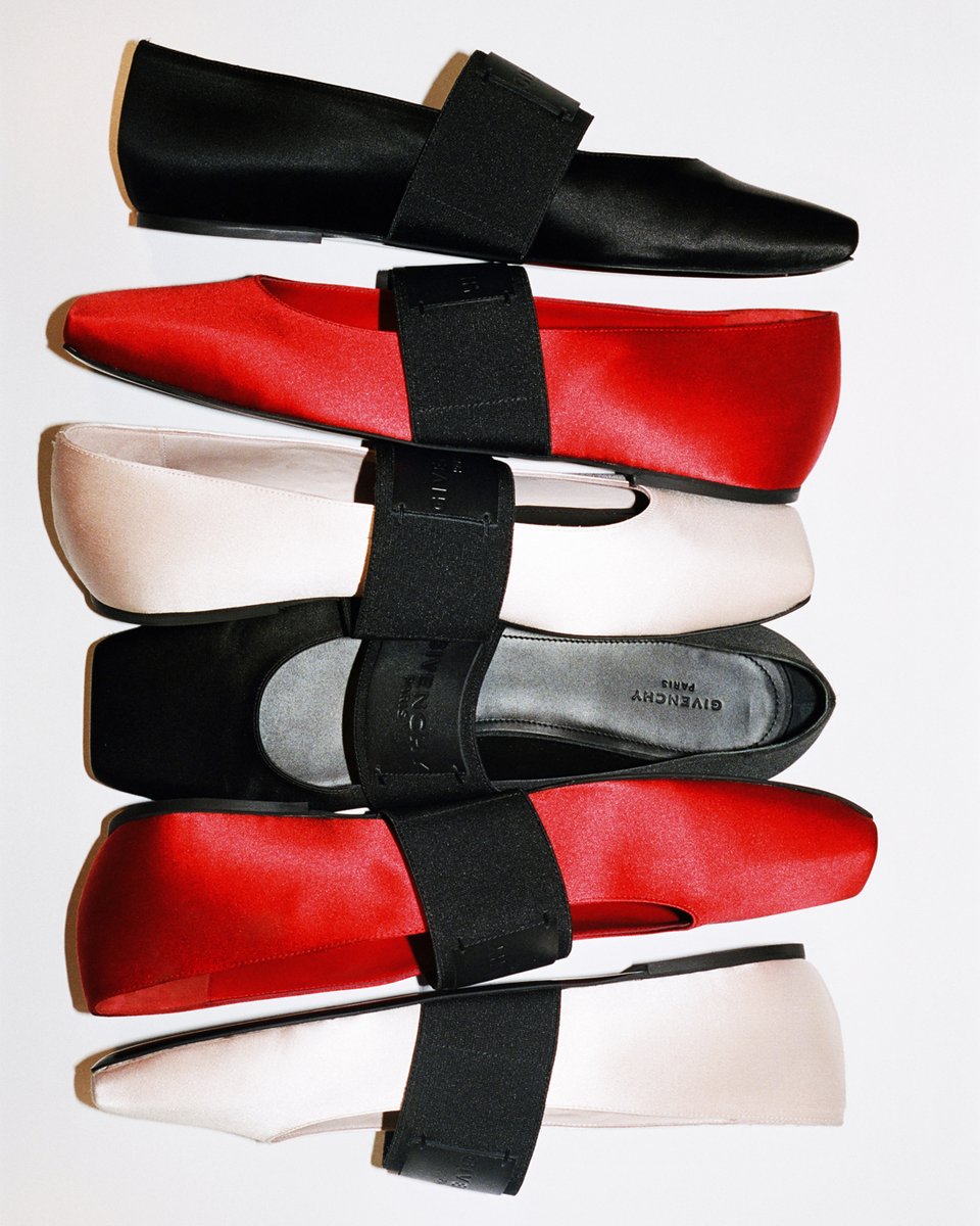 GIVENCHY Japan tweet media