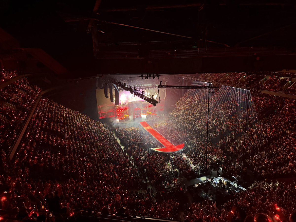 Kyle the Butler Fan tweet media