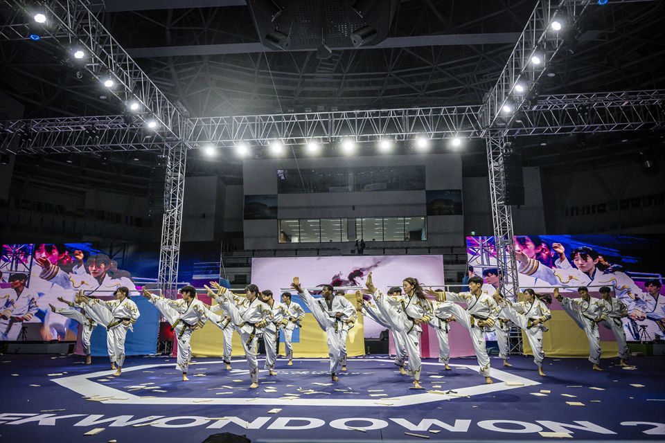 worldtaekwondo's tweet photo. Check out moments of World Taekwondo Performance Team during Muju Taekwondowon 2025 World Taekwondo Grand Prix Challenge!
๐ฅ #WorldTaekwondo #Taekwondo #HappyTaekwondoDay
#MujuTaekwondowon2025GP #GPChallenge
#GrandPrixChallenge #WTGPC2025 https://t.co/rD6yEpzqId