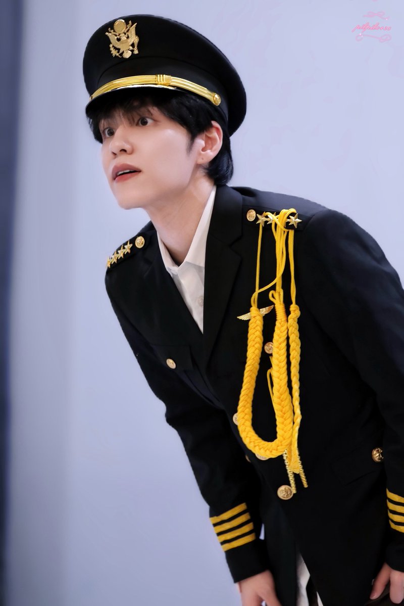 필이필이 tweet media