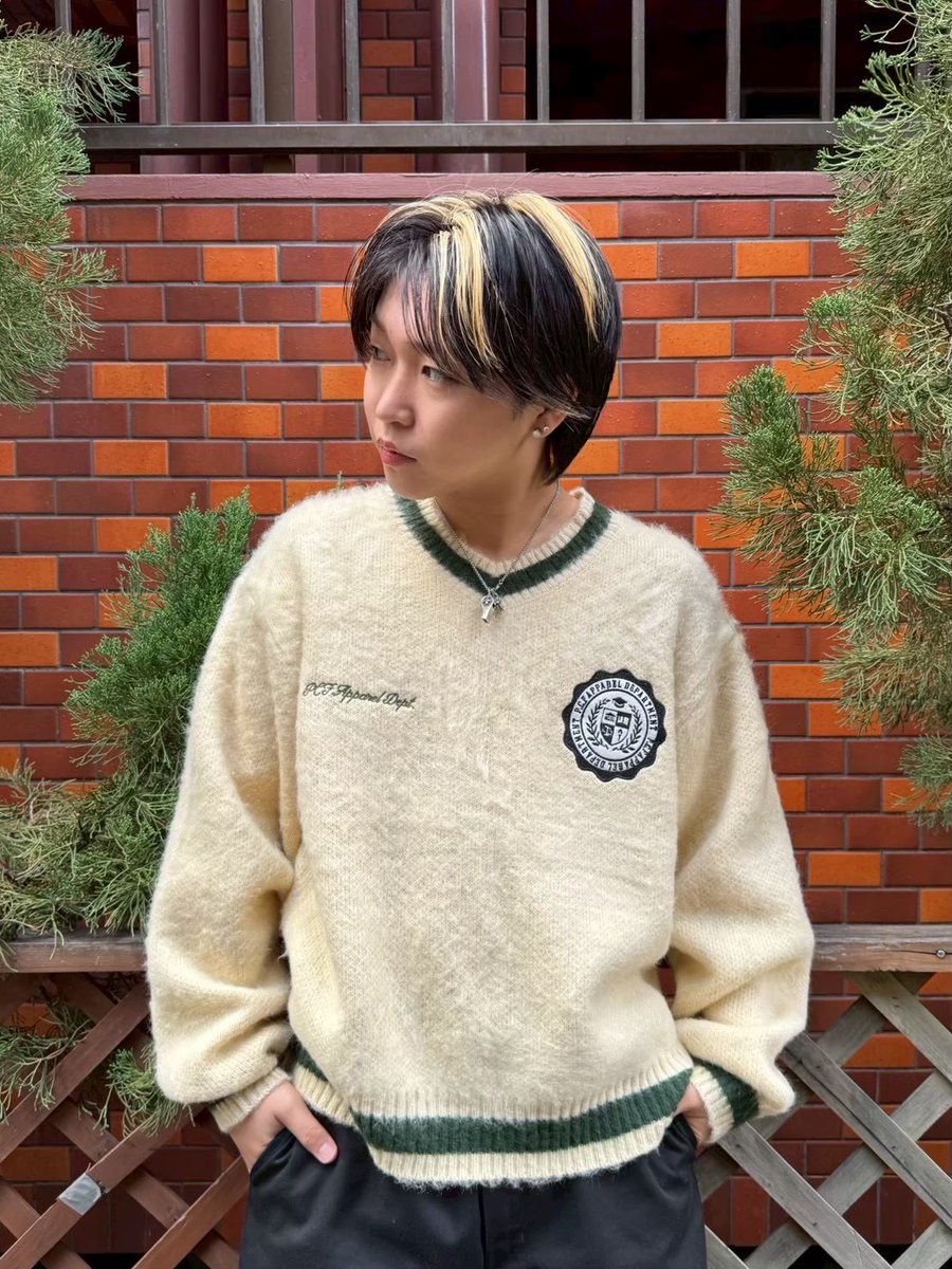 VERTICAL_GARAGE tweet media