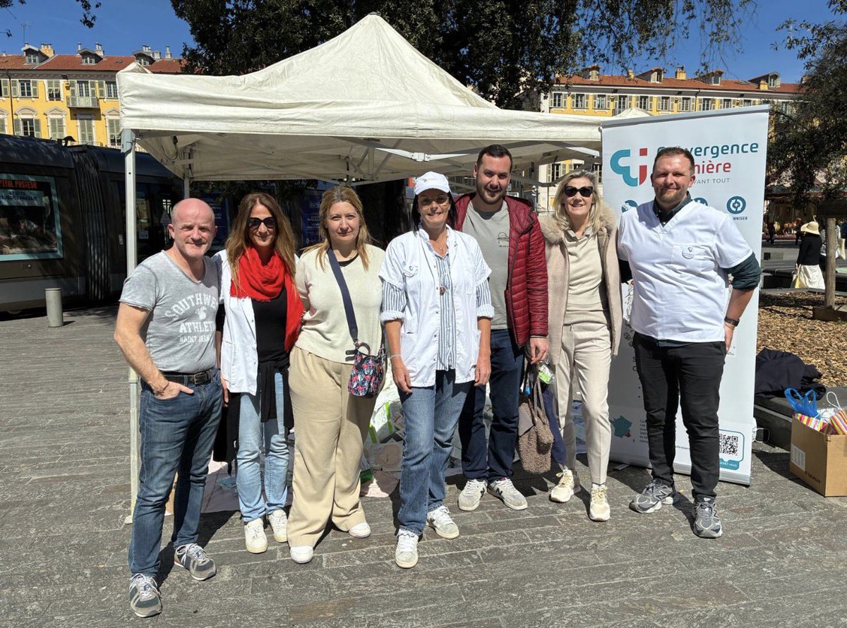 Toulon #BalanceTonGaspi 👏
Merci aux mobilisés
👉 matériel &amp; médicaments gaspillés
👉 1,4 Md€/an
💡 Financer le soin à domicile autrement
🎯 Moins de gaspillage = + de soins
#InfirmiersLiberaux
<a href="/stephanie_rist/">Stéphanie RIST</a> <a href="/SebLecornu/">Sébastien Lecornu</a> <a href="/Jordan_challier/">Jordan Challier</a> <a href="/ThomasFatome/">Thomas Fatôme</a> <a href="/CasanovaGaetan/">Gaetan Casanova</a>