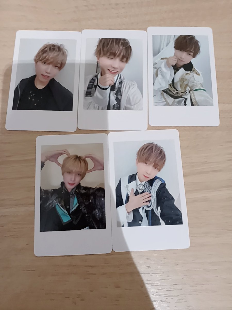 取引垢 tweet media