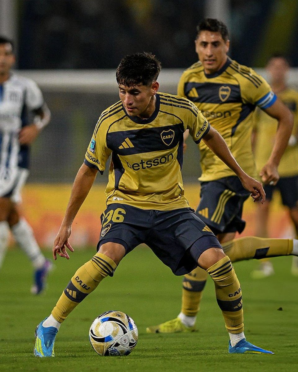 rique🧉 #TraiganUnDT tweet media