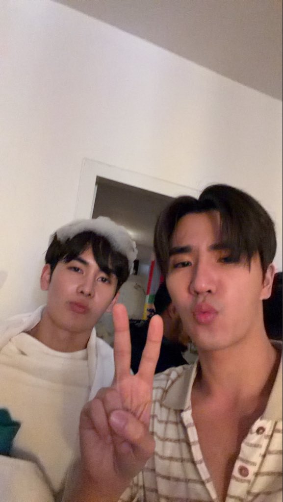 cali ⛅ | pobmeksolar era 🎀 tweet media