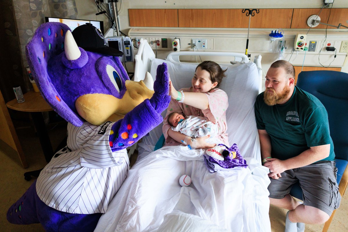 uchealth tweet media