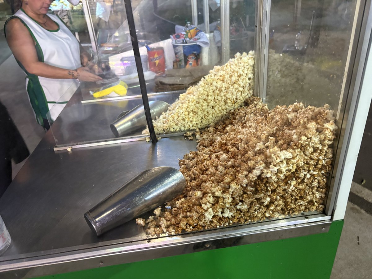 カピゴン松島【南米カピバラ探検家】ビバ南米 tweet media