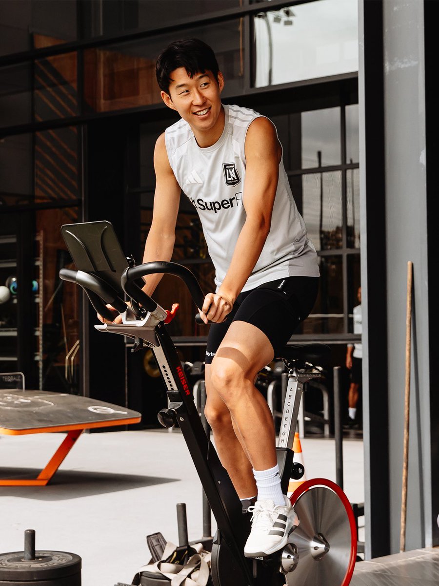 kayla ⁷ tweet media