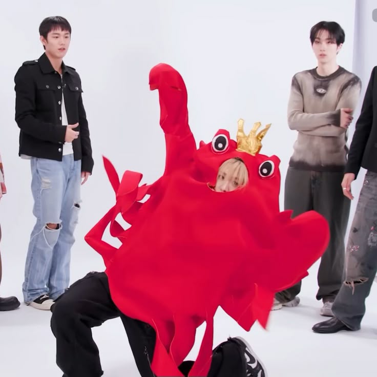 laur🧚‍♀️ tweet media