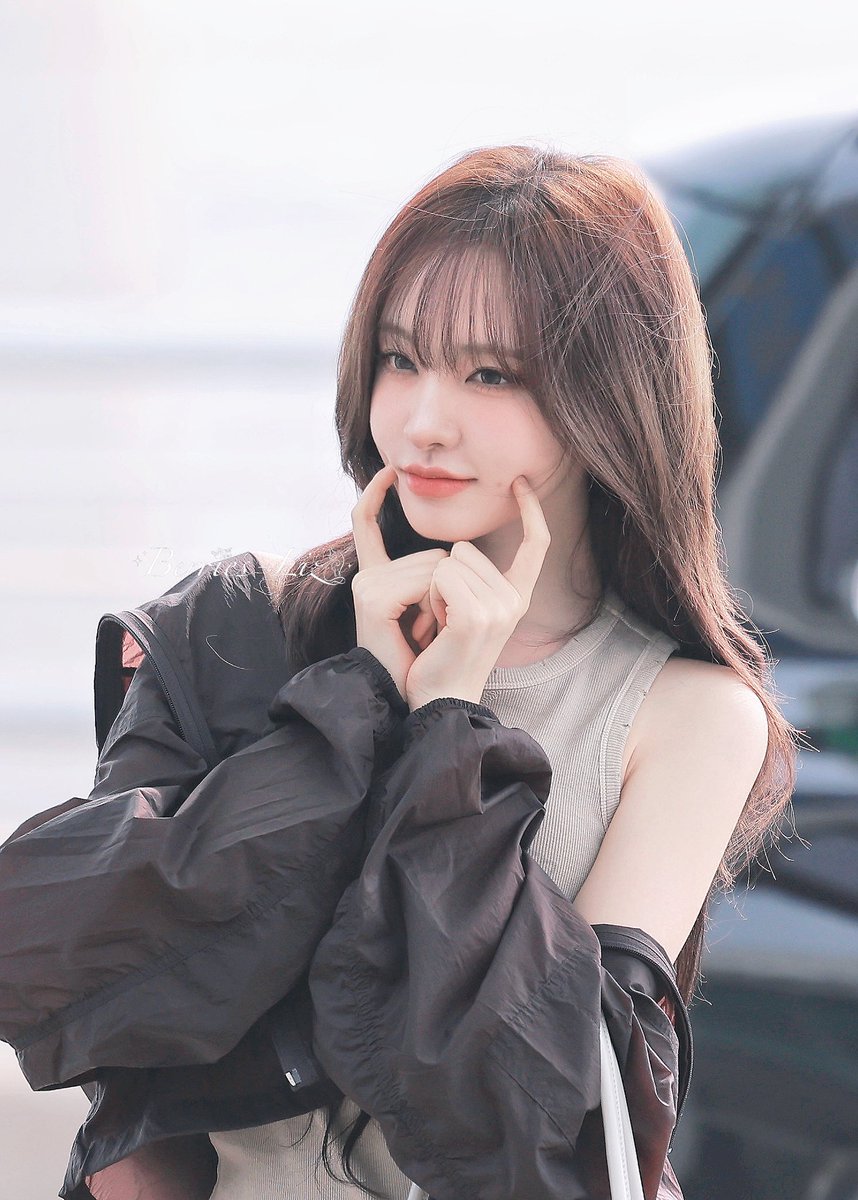 Berries_Liz1121's tweet photo. 🫐260403
✈️공항 출국

#리즈 #아이브 #LIZ #IVE #アイヴ #リズ https://t.co/b9dUHyX4g4