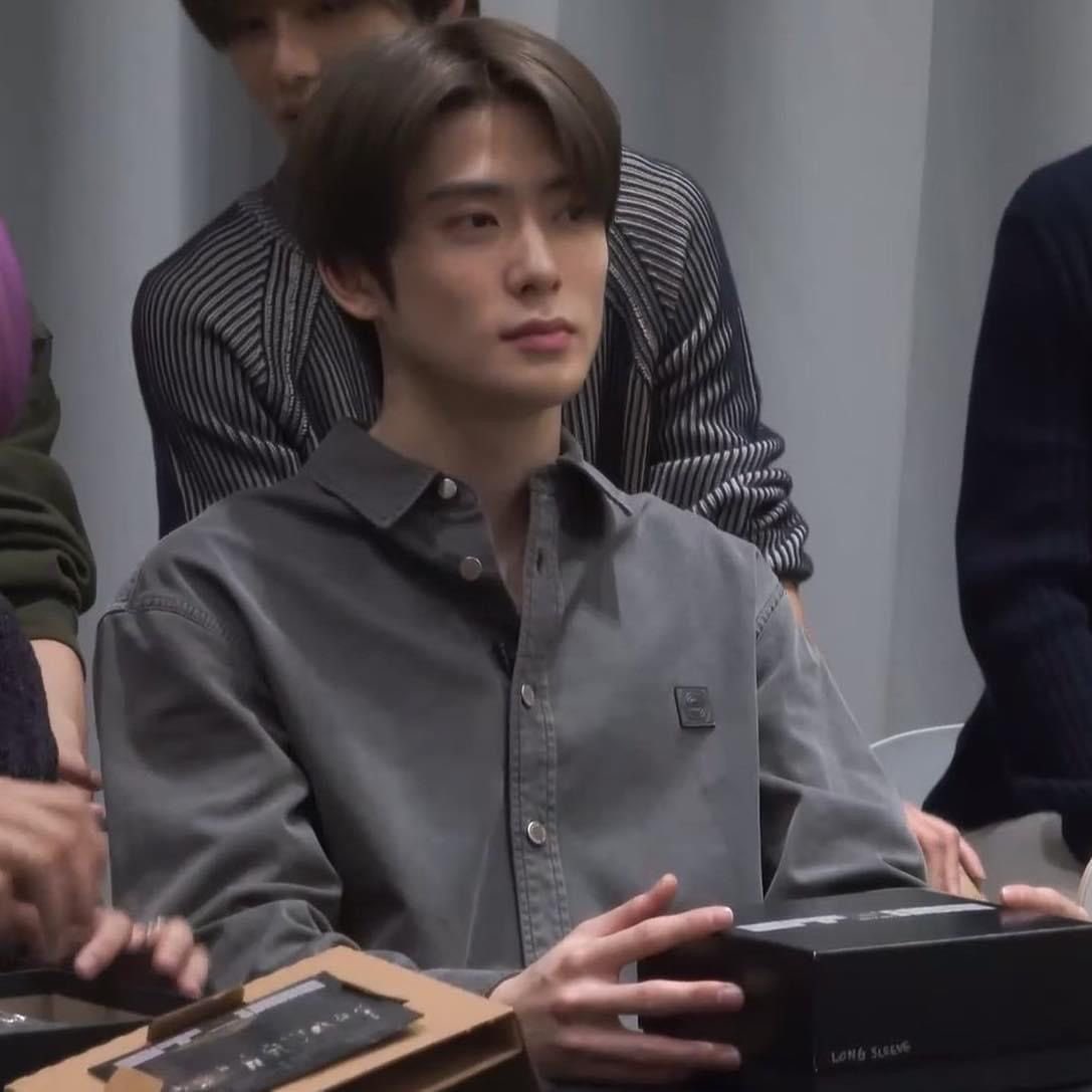 me.⁷⁷ tweet media