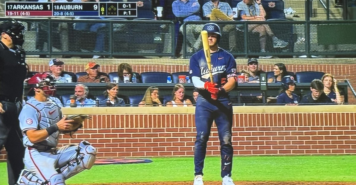 Johnny Barner 🤙🦅 tweet media