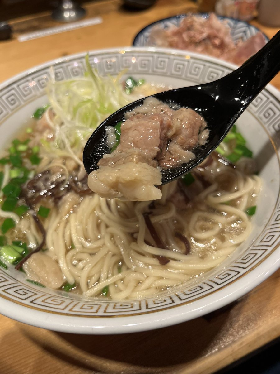 いーさん tweet media