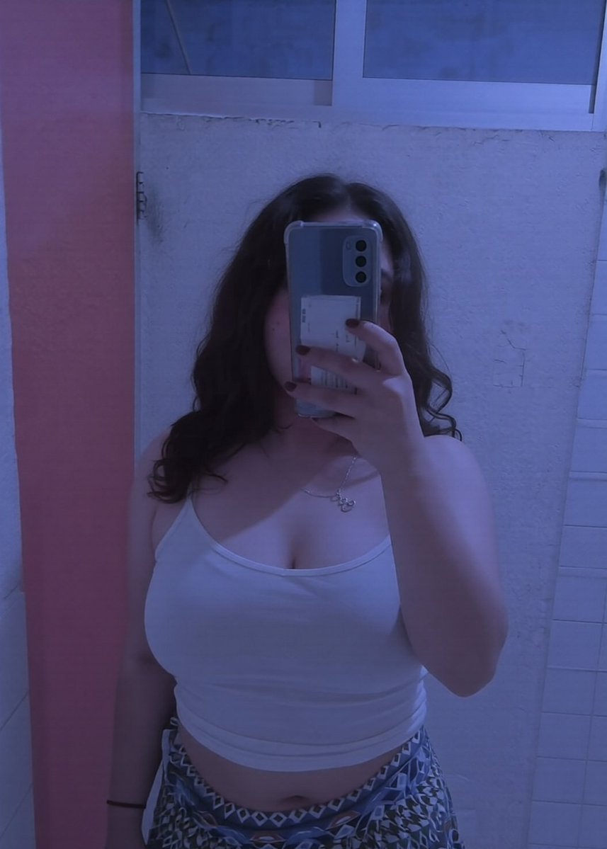 alejandra tweet media