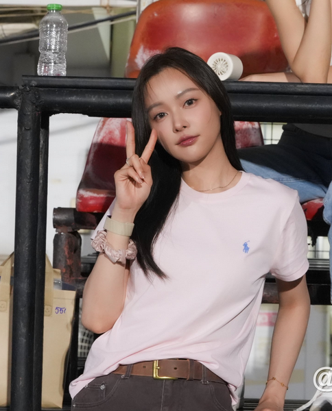 บุ๊ซ์นบุ่ซ์นชน์ tweet media