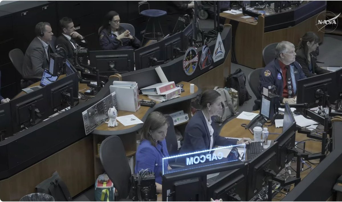 Cartoonhistory2's tweet photo. Someone in Nasa mission control brought an Artemis plushie from ‘Sailor Moon’ to the rocket launch. https://t.co/Aq0IQVKPui