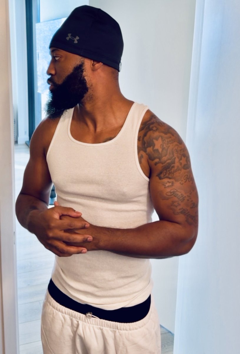 TJ_Playmaker's tweet photo. Scruff Thursday https://t.co/fLy3tD9gJf
