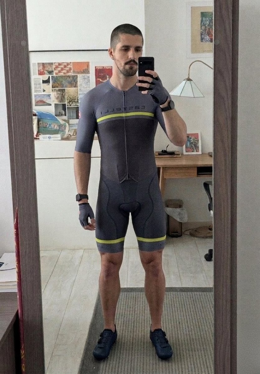 🇺🇾 tweet media