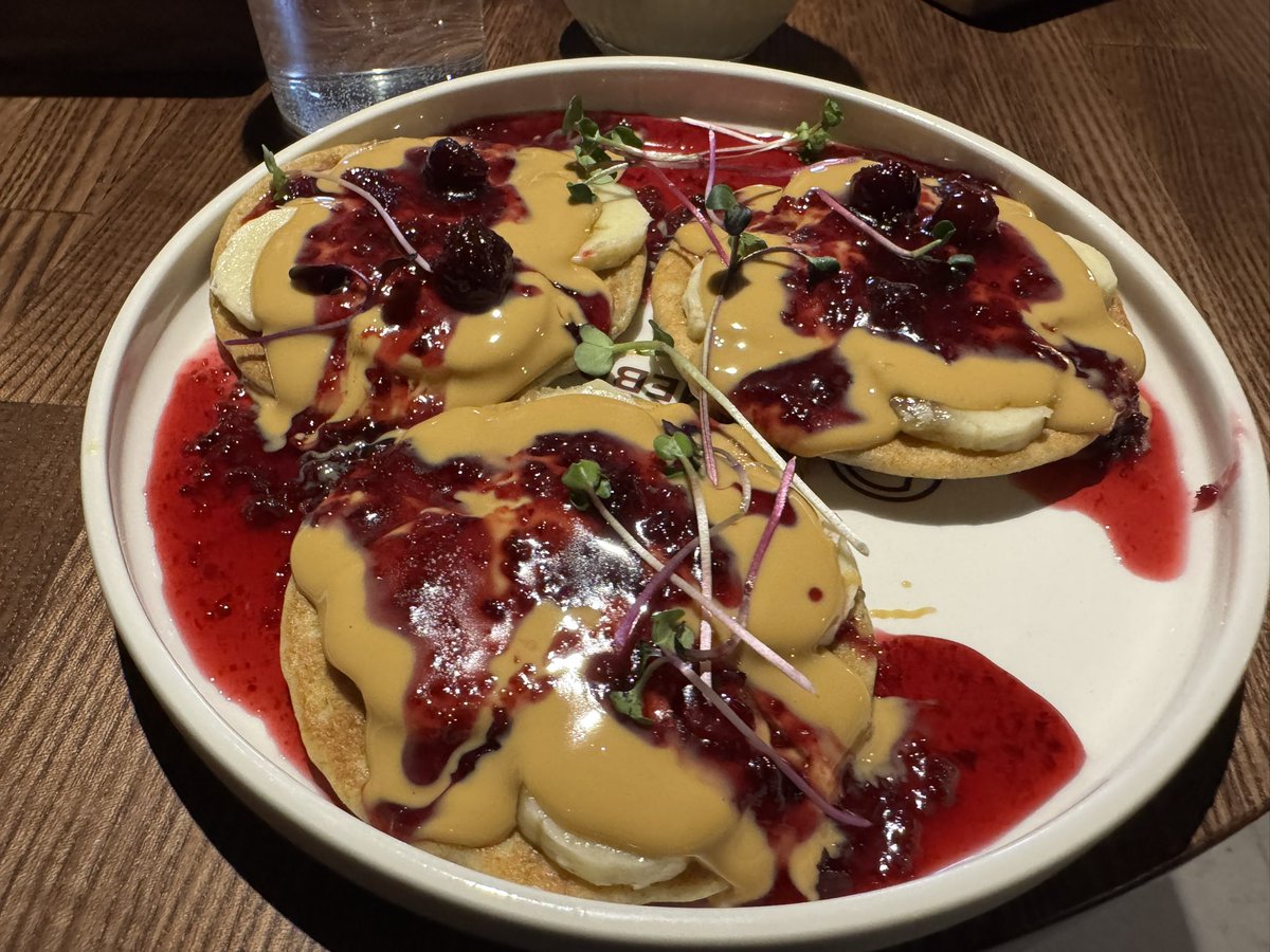 Marie Kree tweet media