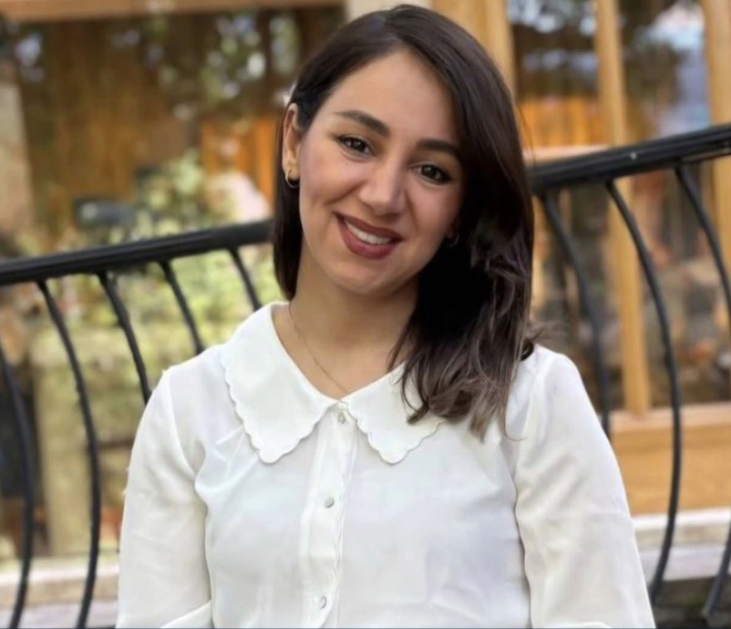 azizamtara's tweet photo. #Minou_Andakhs, a Bahá'í resident of Sari (Mazandaran province), was arrested on Tuesday, March 31, 2026 around 9pm, when 7 security forces agents entered her home in Sari without presenting a judicial warrant. Her mobile phone was confiscated by the agents. She was transferred to an undisclosed location. So far, her place of detention and reason of arrest are unknown. #StopBahaiPersecution
#مینو_اندخس