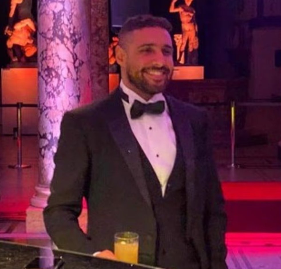 G R I F T Y tweet media