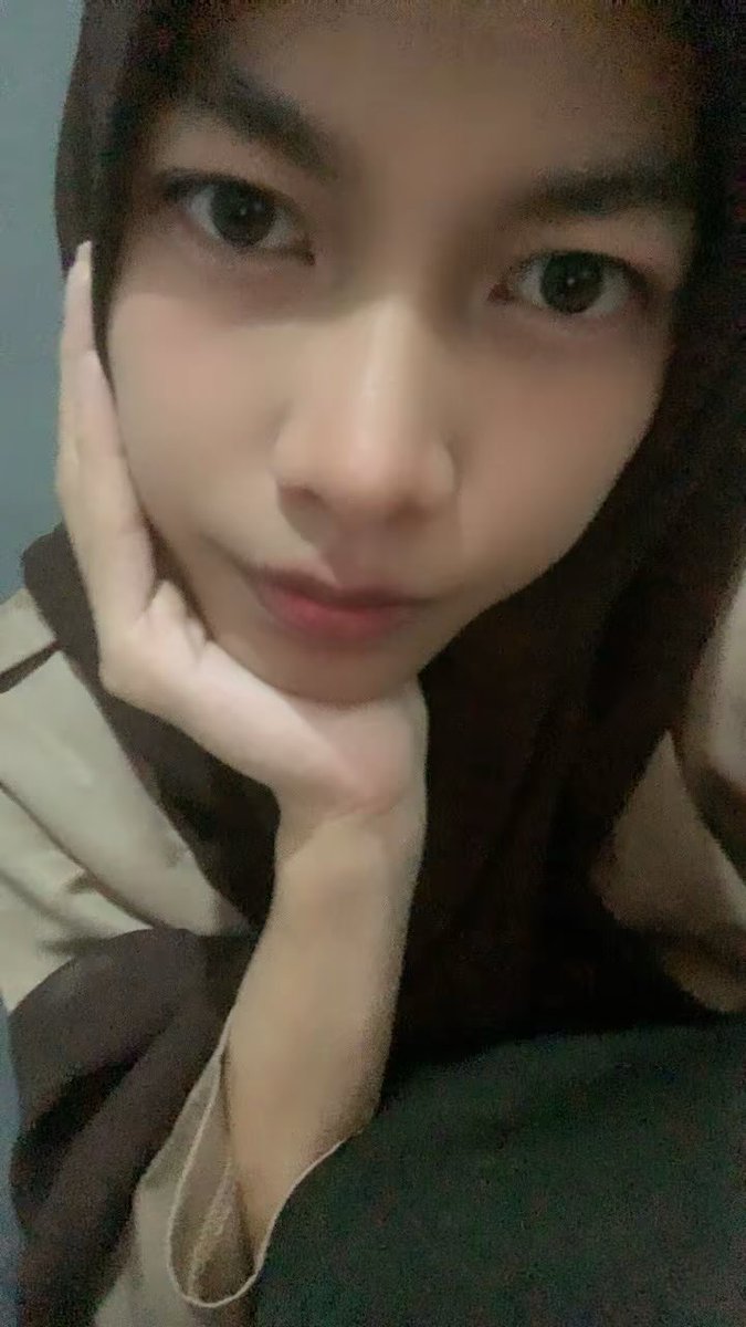 Alya Byla tweet media