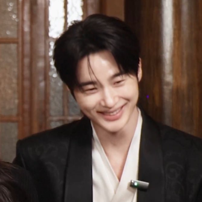 우체석 ◠‿◠ 👑💙 tweet media