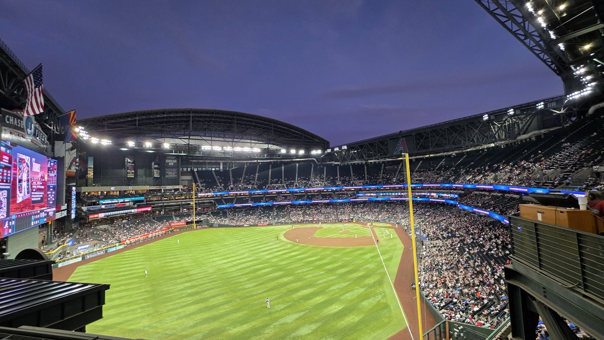 Daniel Stefanski tweet media