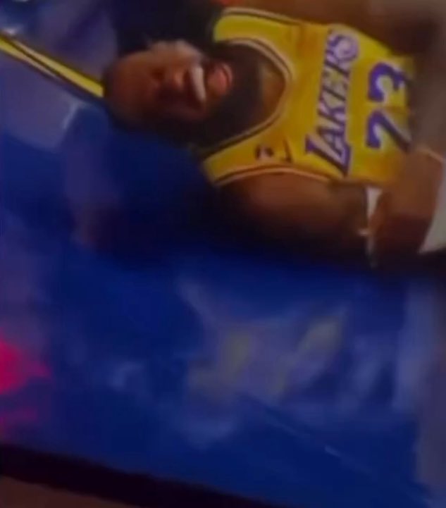 Lebron isnt top 10 tweet media