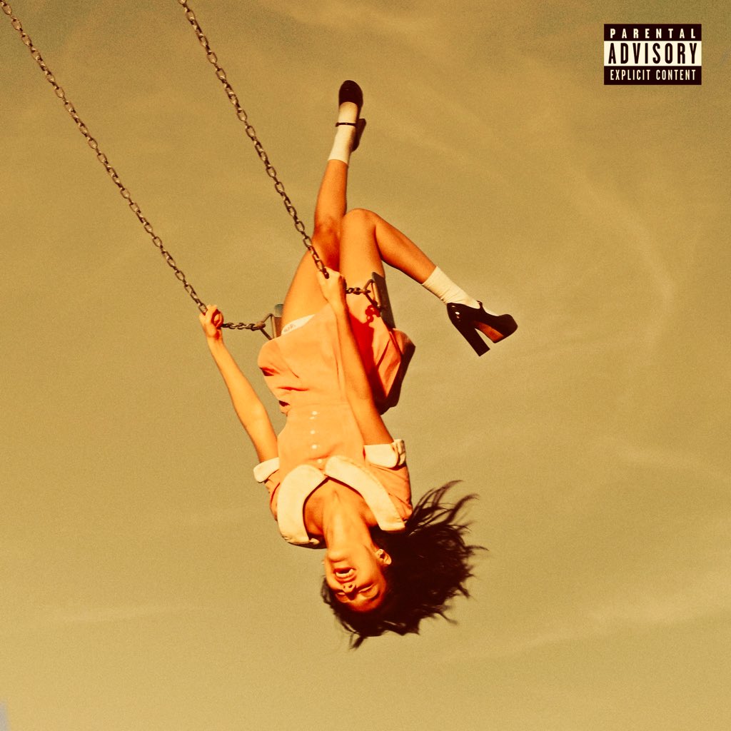 ninguém comentando que ela plagiou o álbum ‘pareces bastante triste para ser una chica tan enamorada’ dessa cantora mexicana
