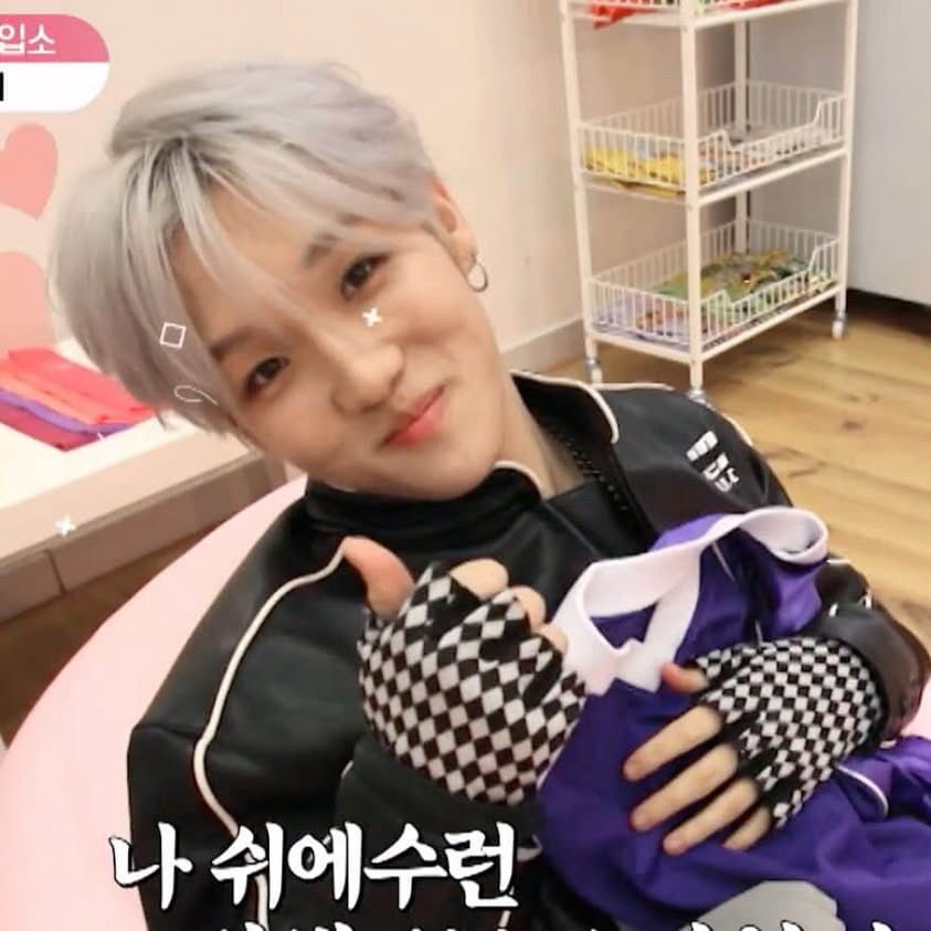 Jarukito in another dimension tweet media