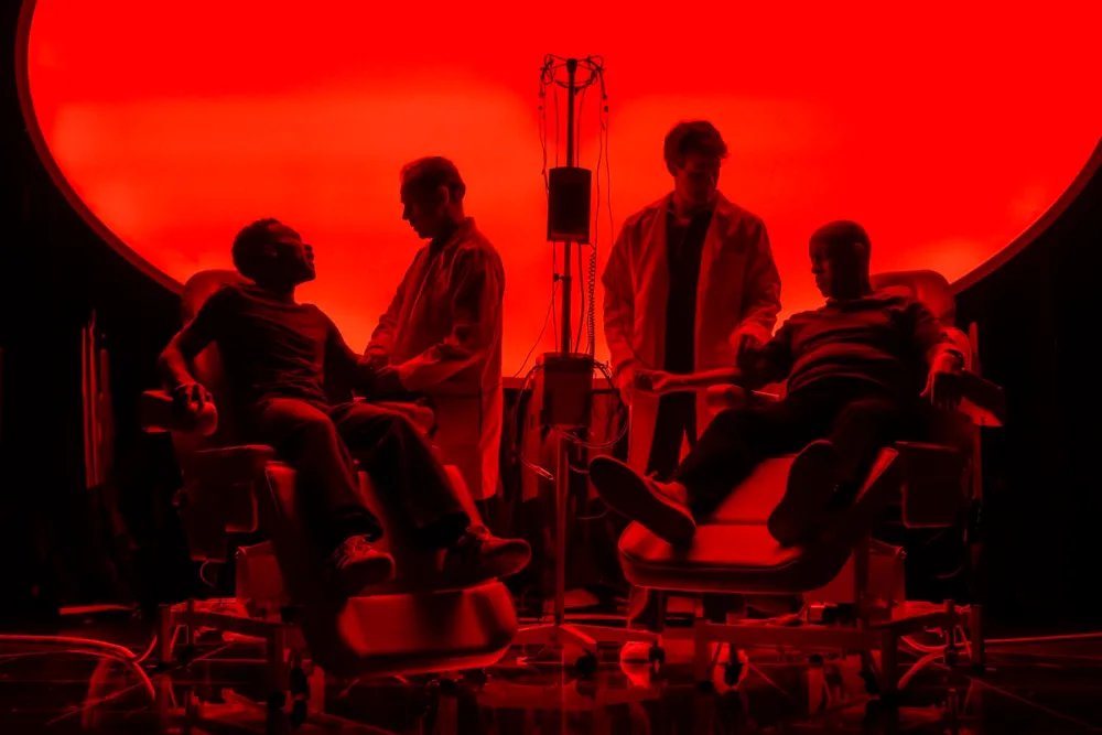 TimePieChina's tweet image. When science trades ethics for a check, what does immortality really cost?
A darkly funny, deeply unsettling new play is running in NewYork — a billionaire funds radical aging research and a professor sells out for a lucrative offer.#SpareParts @davidjglassMD