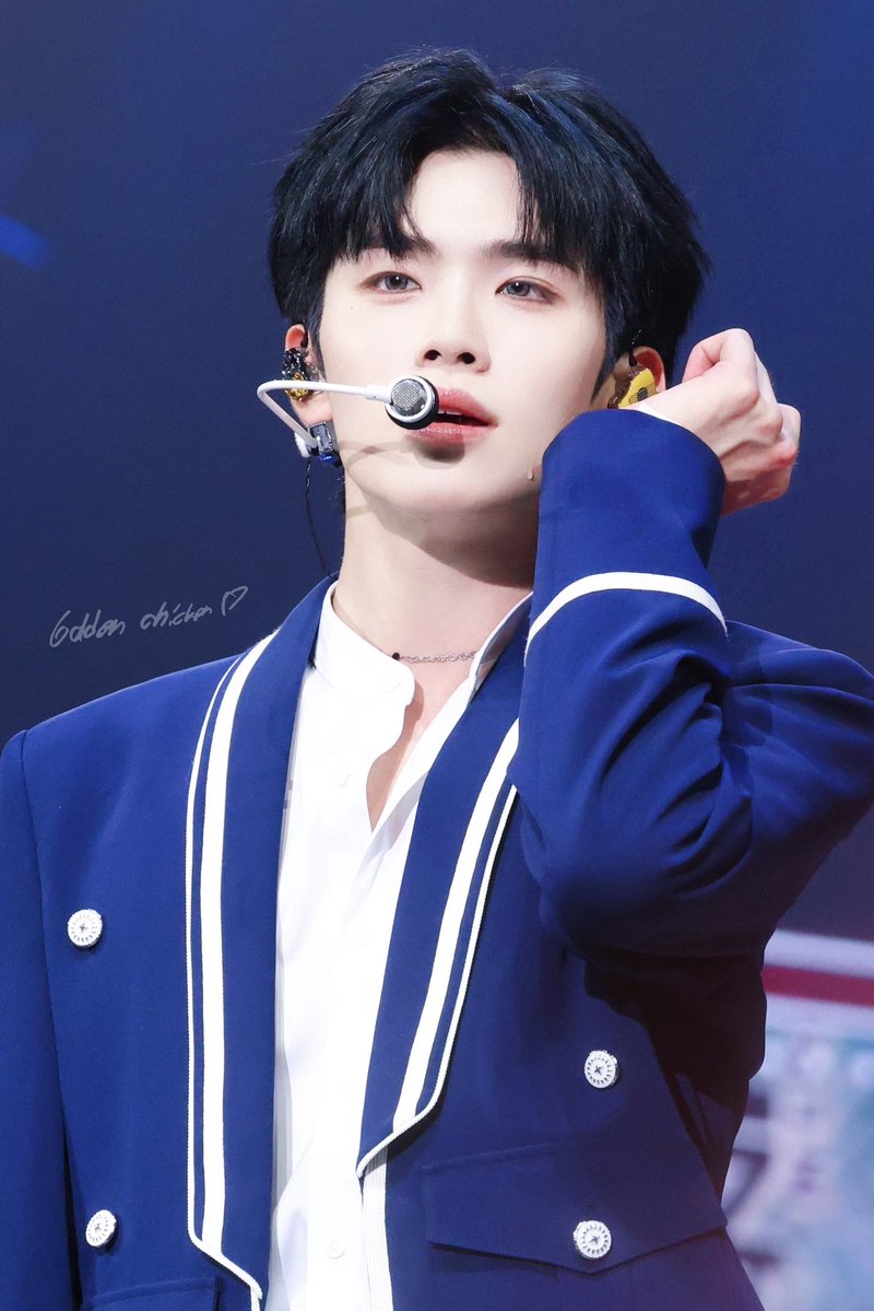 llt🐤🐣🐥 tweet media