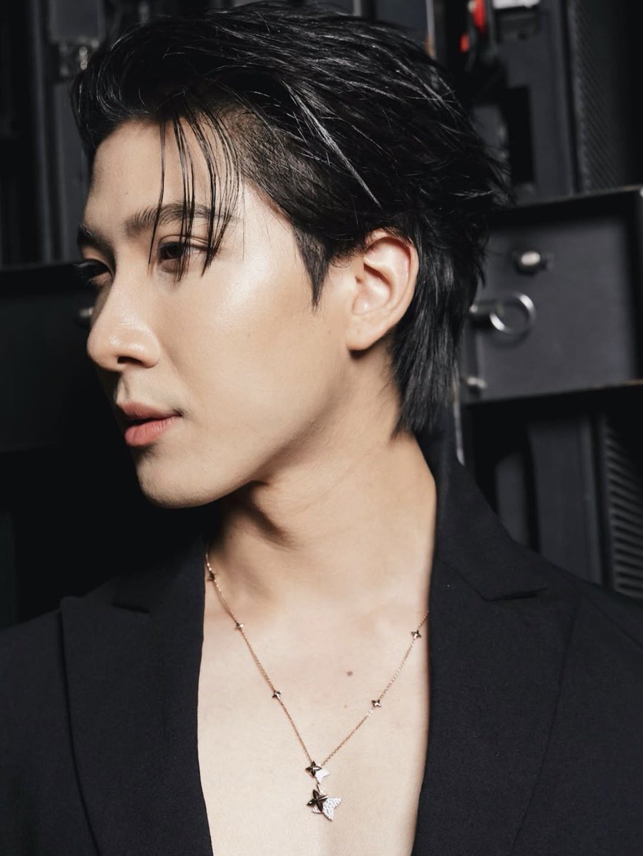 𝐄𝐁𝐑 ୨ৎ ྀི 𓃠♡︎🎀 tweet media